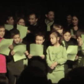 Vidéo du spectacle de Noël de la Maison de l&rsquo;Enfance du 12 décembre 2015