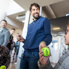 Les actions citoyennes de la ville de Pau: à la découverte du Tennis avec J. Chardy