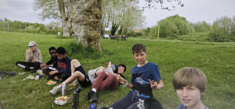 Les vacances de printemps au Secteur Jeunes: véritable aventure collective, pleine de rires, d&rsquo;action et de partage