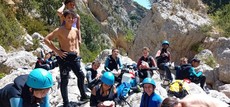 Camp en Sierra de Guara : entre aventure et sensations forte pour les ados ! Camp en Sierra de Guara : entre aventure et sensations forte pour les ados !